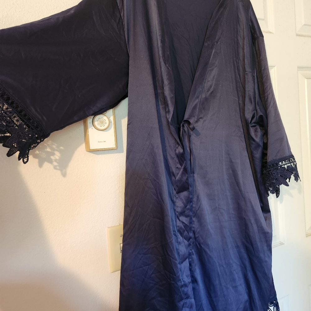 Bridesmaid Robe - Picture 7 of 7
